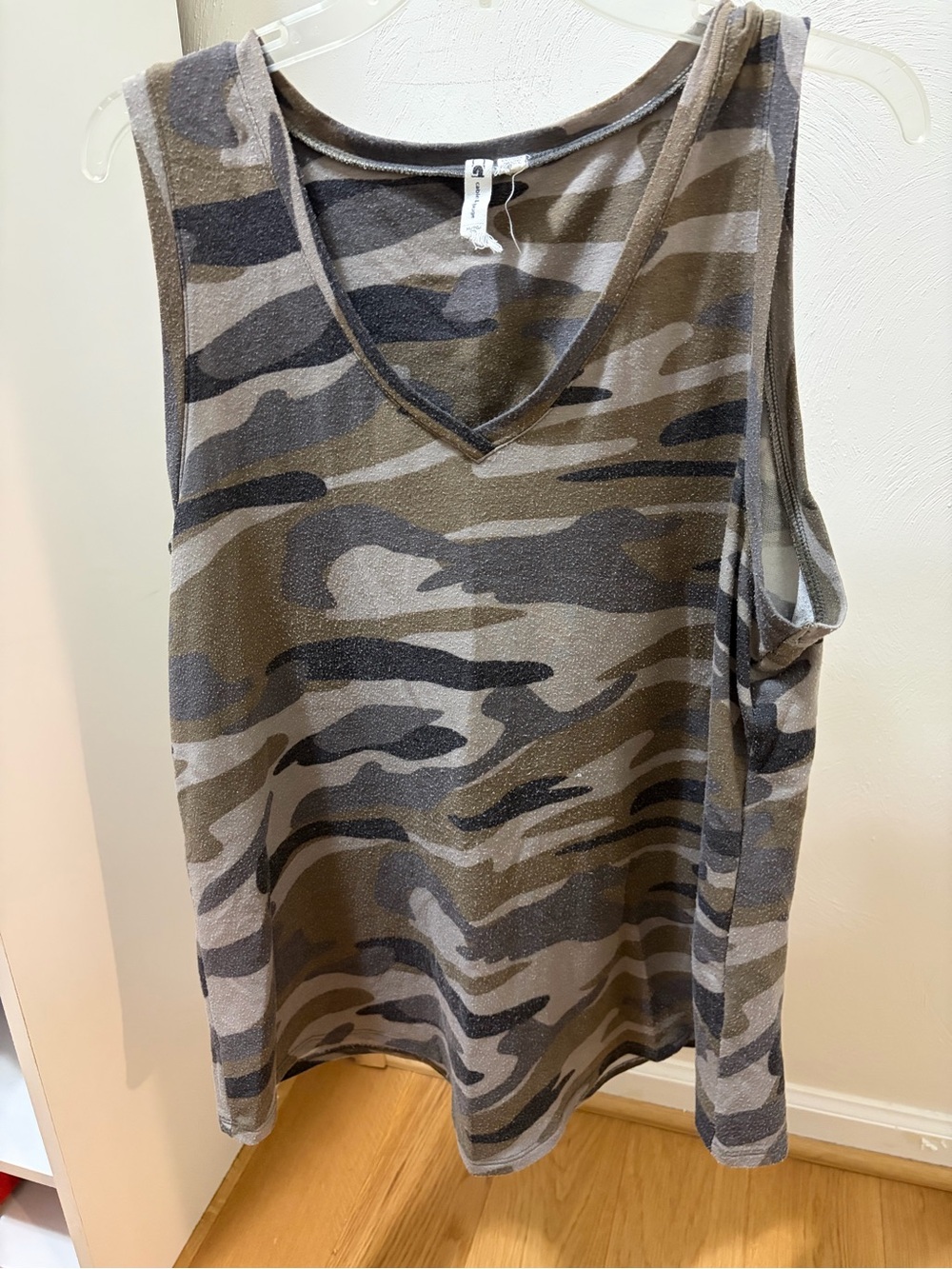 Cable & Gauge Camouflage V-Neck Tank Top in Olive & Gray